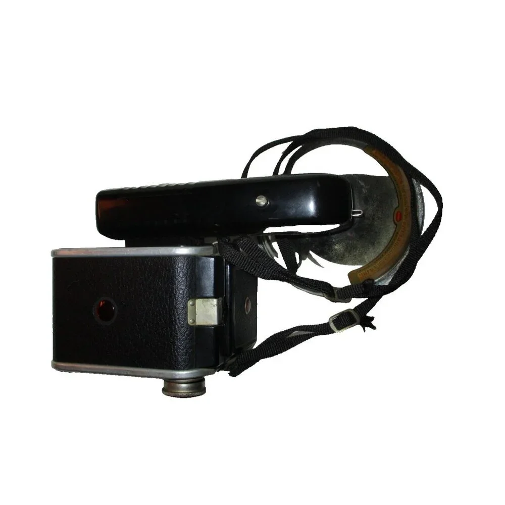 Vintage 1950's Kodak Duaflex Ill 72mm Camera with Kodet Lens & Flash Holder